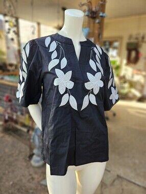 New W Tag Sage Vell Black Cotton Tunic Blouse White Embroidered Flowers Small